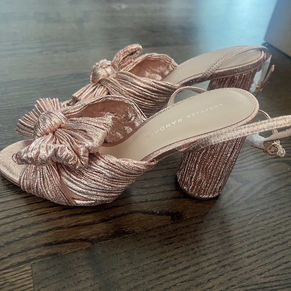 Loeffler Randall Camellia size 7.5